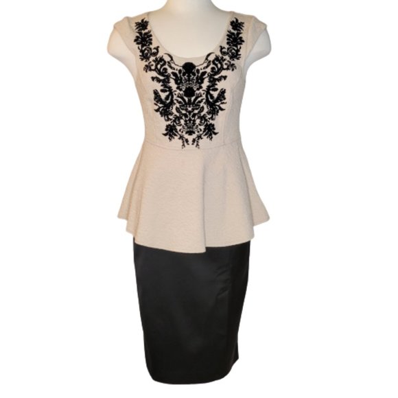 Free People Tops - Free People Aplique Detail Beige Cap Sleeve Peplum Top, Size L